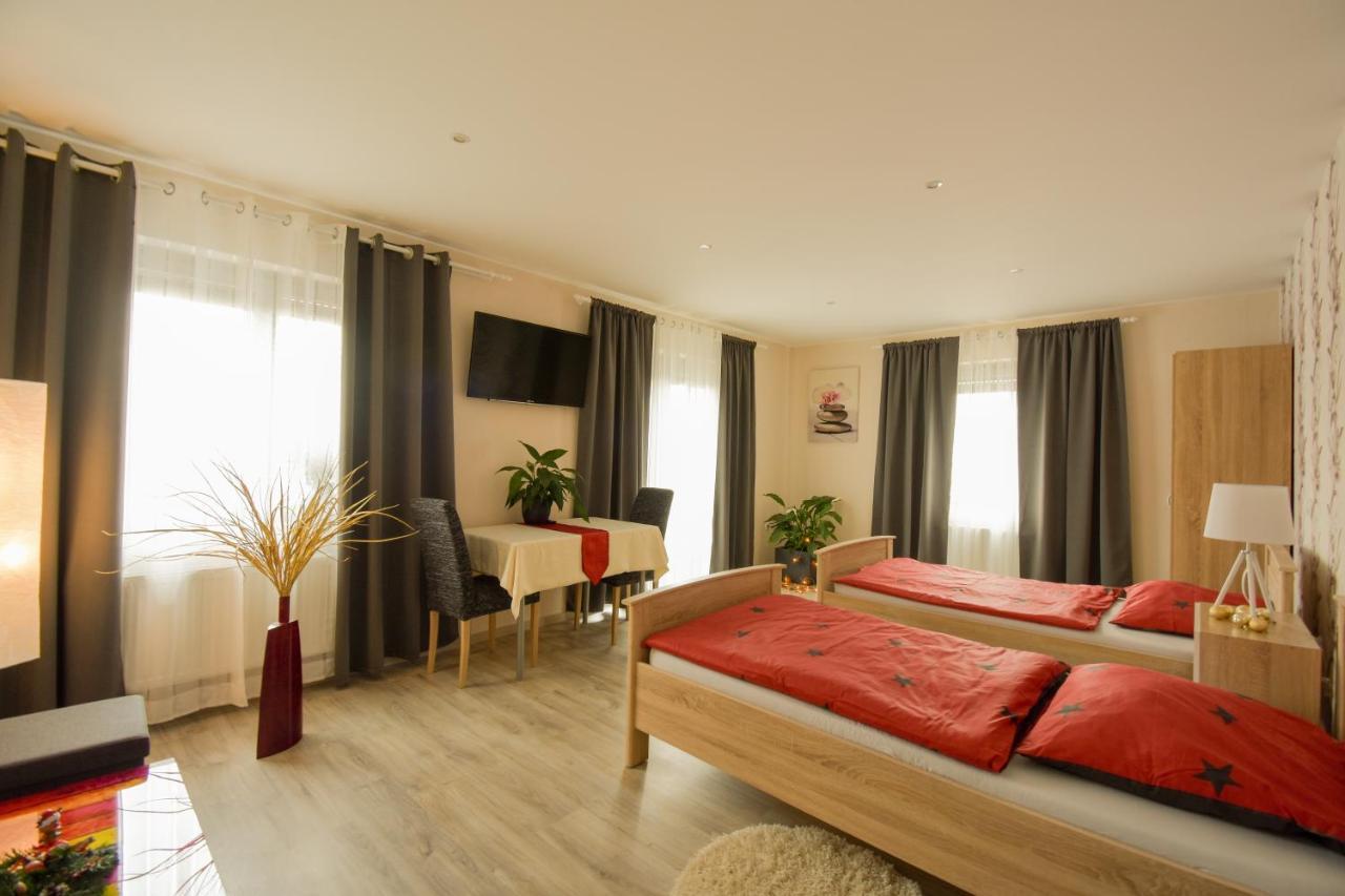 Mainzimmer - Business Apartments Hasloch  Zewnętrze zdjęcie