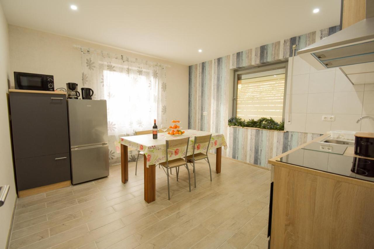 Mainzimmer - Business Apartments Hasloch  Zewnętrze zdjęcie