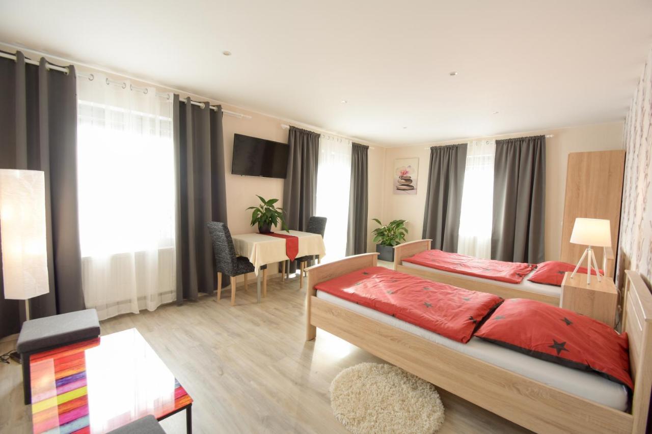 Mainzimmer - Business Apartments Hasloch  Zewnętrze zdjęcie