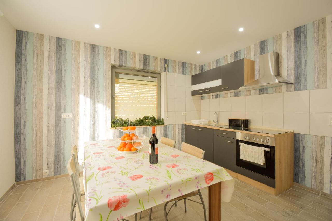 Mainzimmer - Business Apartments Hasloch  Zewnętrze zdjęcie
